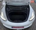 Білий Тесла Модель 3, об'ємом двигуна 0 л та пробігом 123 тис. км за 12800 $, фото 10 на Automoto.ua