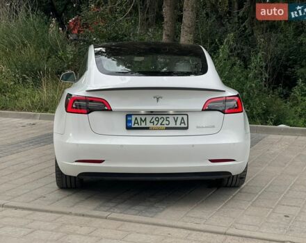 Білий Тесла Модель 3, об'ємом двигуна 0 л та пробігом 115 тис. км за 17450 $, фото 15 на Automoto.ua