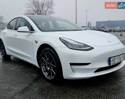 Белый Тесла Модель 3, объемом двигателя 0 л и пробегом 100 тыс. км за 14900 $, фото 8 на Automoto.ua