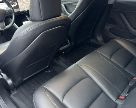 Белый Тесла Модель 3, объемом двигателя 0 л и пробегом 60 тыс. км за 17000 $, фото 8 на Automoto.ua