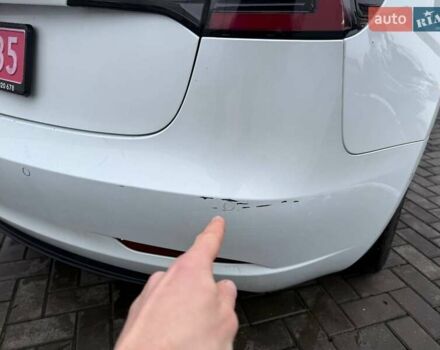 Білий Тесла Модель 3, об'ємом двигуна 0 л та пробігом 123 тис. км за 12800 $, фото 9 на Automoto.ua