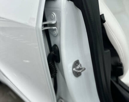 Білий Тесла Модель 3, об'ємом двигуна 0 л та пробігом 118 тис. км за 14999 $, фото 109 на Automoto.ua