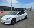 Білий Тесла Модель 3, об'ємом двигуна 0 л та пробігом 75 тис. км за 16750 $, фото 1 на Automoto.ua