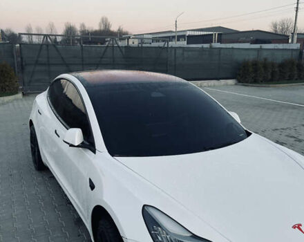 Білий Тесла Модель 3, об'ємом двигуна 0 л та пробігом 172 тис. км за 16500 $, фото 4 на Automoto.ua