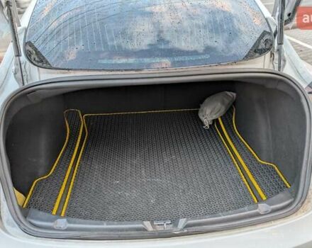 Білий Тесла Модель 3, об'ємом двигуна 0 л та пробігом 143 тис. км за 16700 $, фото 12 на Automoto.ua