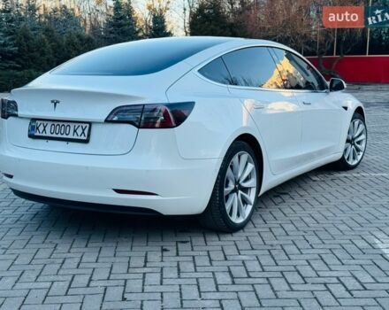 Білий Тесла Модель 3, об'ємом двигуна 0 л та пробігом 116 тис. км за 15500 $, фото 9 на Automoto.ua