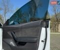 Белый Тесла Модель 3, объемом двигателя 0 л и пробегом 100 тыс. км за 13900 $, фото 77 на Automoto.ua