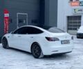 Белый Тесла Модель 3, объемом двигателя 0 л и пробегом 103 тыс. км за 18999 $, фото 7 на Automoto.ua