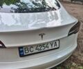 Білий Тесла Модель 3, об'ємом двигуна 0 л та пробігом 140 тис. км за 14300 $, фото 2 на Automoto.ua