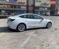 Белый Тесла Модель 3, объемом двигателя 0 л и пробегом 167 тыс. км за 25500 $, фото 27 на Automoto.ua