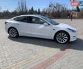 Білий Тесла Модель 3, об'ємом двигуна 0 л та пробігом 167 тис. км за 25500 $, фото 16 на Automoto.ua
