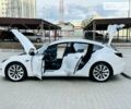 Білий Тесла Модель 3, об'ємом двигуна 0 л та пробігом 17 тис. км за 28200 $, фото 23 на Automoto.ua