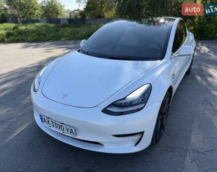 Белый Тесла Модель 3, объемом двигателя 0 л и пробегом 57 тыс. км за 21000 $, фото 58 на Automoto.ua