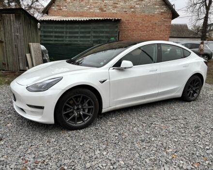 Белый Тесла Модель 3, объемом двигателя 0 л и пробегом 140 тыс. км за 14000 $, фото 1 на Automoto.ua