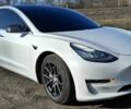 Белый Тесла Модель 3, объемом двигателя 0 л и пробегом 194 тыс. км за 18000 $, фото 1 на Automoto.ua