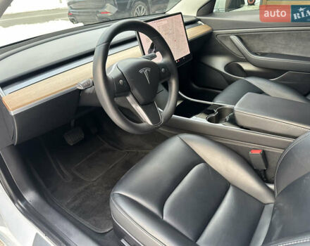 Белый Тесла Модель 3, объемом двигателя 0 л и пробегом 45 тыс. км за 15700 $, фото 11 на Automoto.ua