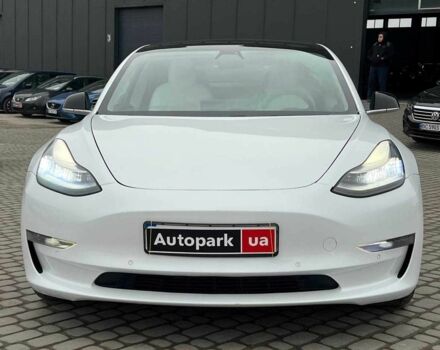 Білий Тесла Модель 3, об'ємом двигуна 0 л та пробігом 203 тис. км за 13790 $, фото 7 на Automoto.ua