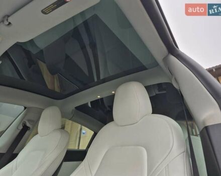 Белый Тесла Модель 3, объемом двигателя 0 л и пробегом 83 тыс. км за 17500 $, фото 15 на Automoto.ua