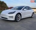 Белый Тесла Модель 3, объемом двигателя 0 л и пробегом 120 тыс. км за 15000 $, фото 1 на Automoto.ua