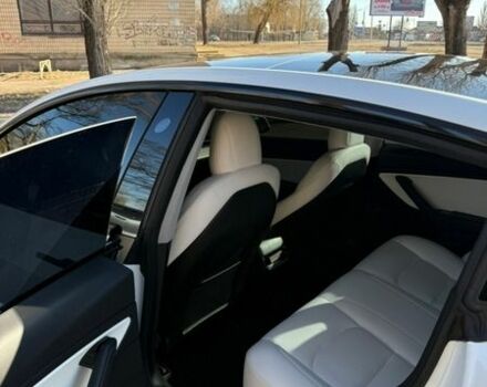 Білий Тесла Модель 3, об'ємом двигуна 0 л та пробігом 138 тис. км за 20500 $, фото 7 на Automoto.ua