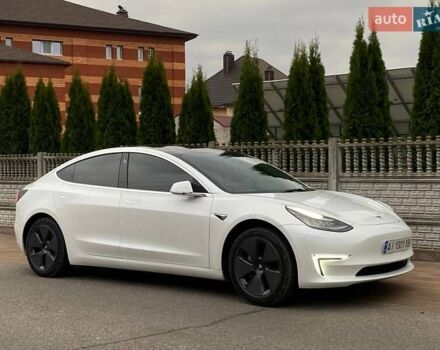 Білий Тесла Модель 3, об'ємом двигуна 0 л та пробігом 130 тис. км за 17200 $, фото 2 на Automoto.ua
