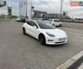 Білий Тесла Модель 3, об'ємом двигуна 0 л та пробігом 107 тис. км за 17500 $, фото 1 на Automoto.ua