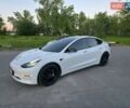 Белый Тесла Модель 3, объемом двигателя 0 л и пробегом 142 тыс. км за 17500 $, фото 2 на Automoto.ua