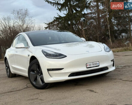 Белый Тесла Модель 3, объемом двигателя 0 л и пробегом 139 тыс. км за 17750 $, фото 1 на Automoto.ua