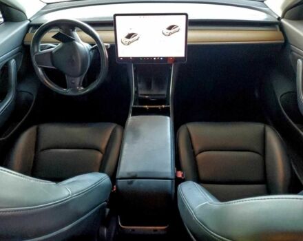 Белый Тесла Модель 3, объемом двигателя 0 л и пробегом 107 тыс. км за 3000 $, фото 7 на Automoto.ua