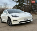 Белый Тесла Модель 3, объемом двигателя 0 л и пробегом 139 тыс. км за 17750 $, фото 1 на Automoto.ua