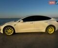 Белый Тесла Модель 3, объемом двигателя 0 л и пробегом 108 тыс. км за 15000 $, фото 3 на Automoto.ua