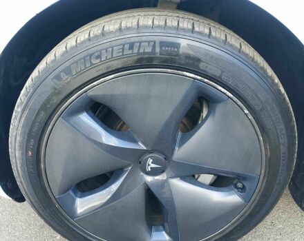 Білий Тесла Модель 3, об'ємом двигуна 0 л та пробігом 122 тис. км за 16500 $, фото 11 на Automoto.ua