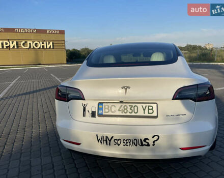 Белый Тесла Модель 3, объемом двигателя 0 л и пробегом 107 тыс. км за 17500 $, фото 4 на Automoto.ua