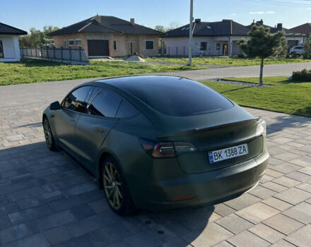Белый Тесла Модель 3, объемом двигателя 0 л и пробегом 132 тыс. км за 13500 $, фото 9 на Automoto.ua