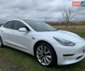 Белый Тесла Модель 3, объемом двигателя 0 л и пробегом 57 тыс. км за 17000 $, фото 2 на Automoto.ua