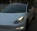 Белый Тесла Модель 3, объемом двигателя 0 л и пробегом 80 тыс. км за 19000 $, фото 1 на Automoto.ua