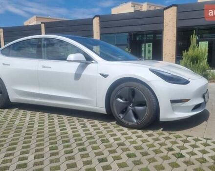Тесла Модель 3 2019 у Хмельницькому на Automoto.ua Білий Тесла Модель 3, об'ємом двигуна 0 л та пробігом 55 тис. км за 20000 $, фото 4 на Automoto.ua