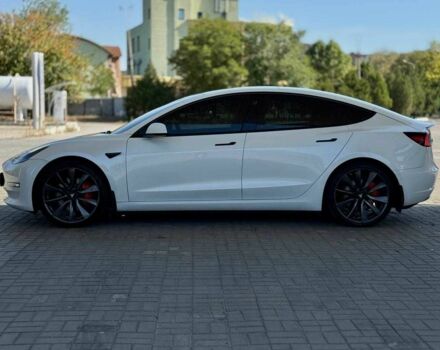 Белый Тесла Модель 3, объемом двигателя 0 л и пробегом 77 тыс. км за 21499 $, фото 7 на Automoto.ua