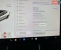 Белый Тесла Модель 3, объемом двигателя 0 л и пробегом 99 тыс. км за 19900 $, фото 56 на Automoto.ua