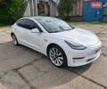 Белый Тесла Модель 3, объемом двигателя 0 л и пробегом 200 тыс. км за 15200 $, фото 3 на Automoto.ua