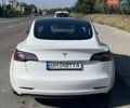 Білий Тесла Модель 3, об'ємом двигуна 0 л та пробігом 167 тис. км за 17000 $, фото 4 на Automoto.ua