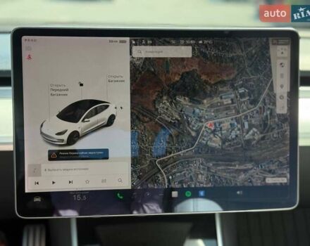 Белый Тесла Модель 3, объемом двигателя 0 л и пробегом 48 тыс. км за 20499 $, фото 26 на Automoto.ua