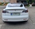 Білий Тесла Модель 3, об'ємом двигуна 0 л та пробігом 90 тис. км за 21500 $, фото 5 на Automoto.ua