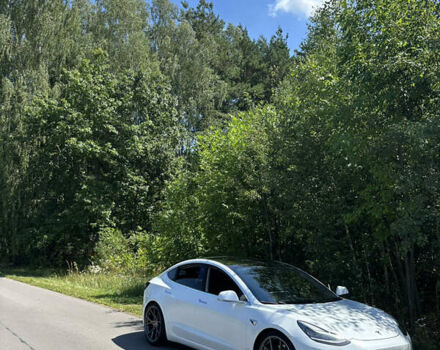 Белый Тесла Модель 3, объемом двигателя 0 л и пробегом 121 тыс. км за 19400 $, фото 29 на Automoto.ua