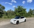 Белый Тесла Модель 3, объемом двигателя 0 л и пробегом 200 тыс. км за 14777 $, фото 2 на Automoto.ua