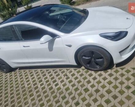 Тесла Модель 3 2019 у Хмельницькому на Automoto.ua Білий Тесла Модель 3, об'ємом двигуна 0 л та пробігом 55 тис. км за 20000 $, фото 5 на Automoto.ua