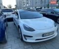 Білий Тесла Модель 3, об'ємом двигуна 0 л та пробігом 87 тис. км за 19500 $, фото 2 на Automoto.ua