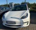 Белый Тесла Модель 3, объемом двигателя 0 л и пробегом 106 тыс. км за 17700 $, фото 6 на Automoto.ua
