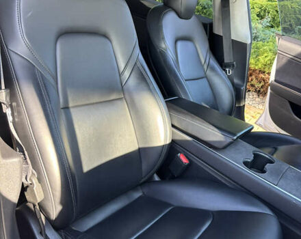 Белый Тесла Модель 3, объемом двигателя 0 л и пробегом 121 тыс. км за 19400 $, фото 21 на Automoto.ua