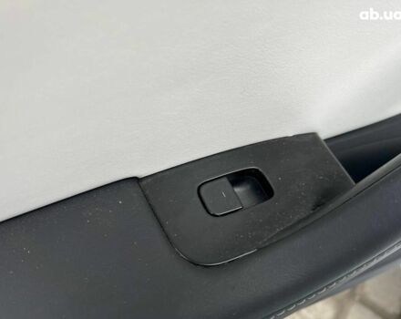 Білий Тесла Модель 3, об'ємом двигуна 0 л та пробігом 203 тис. км за 12000 $, фото 30 на Automoto.ua